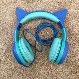 NWOT Toddler/ Kid Wired headphones | blue